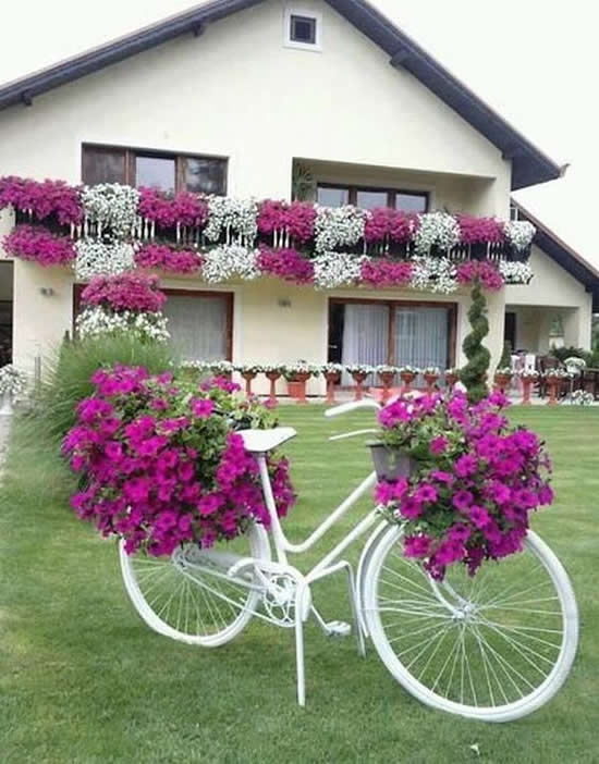 Faça uma decoração para jardim com bike velha