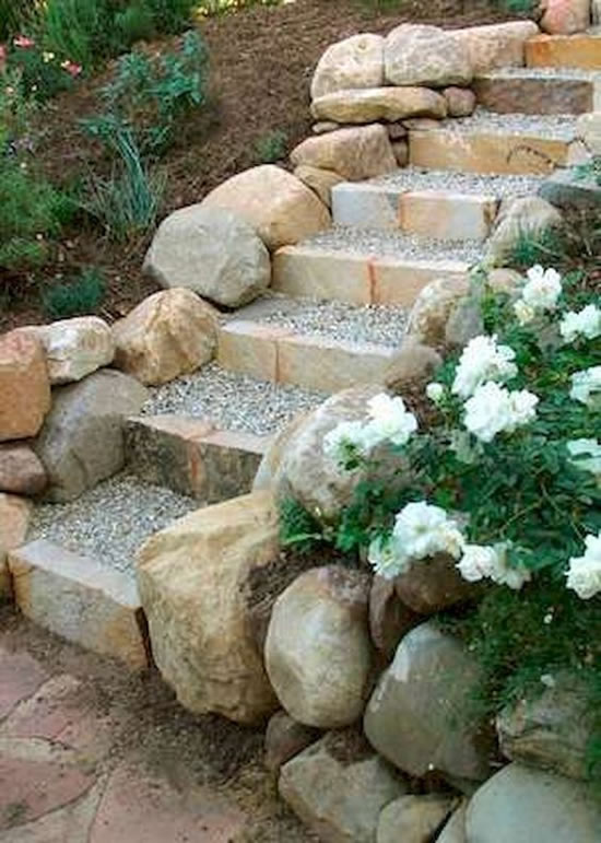 Pedras grandes para decorar jardim