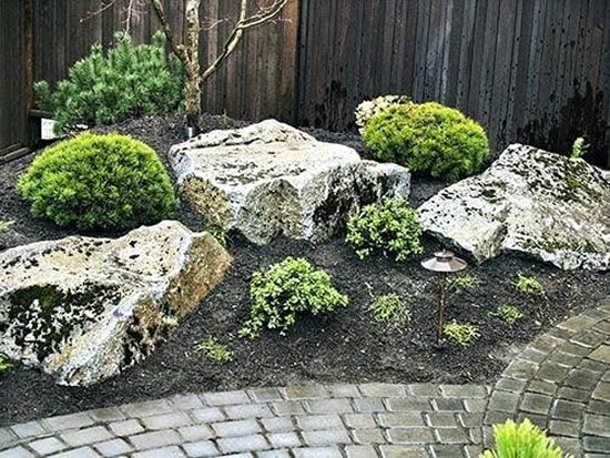 Decoração com pedras para jardim